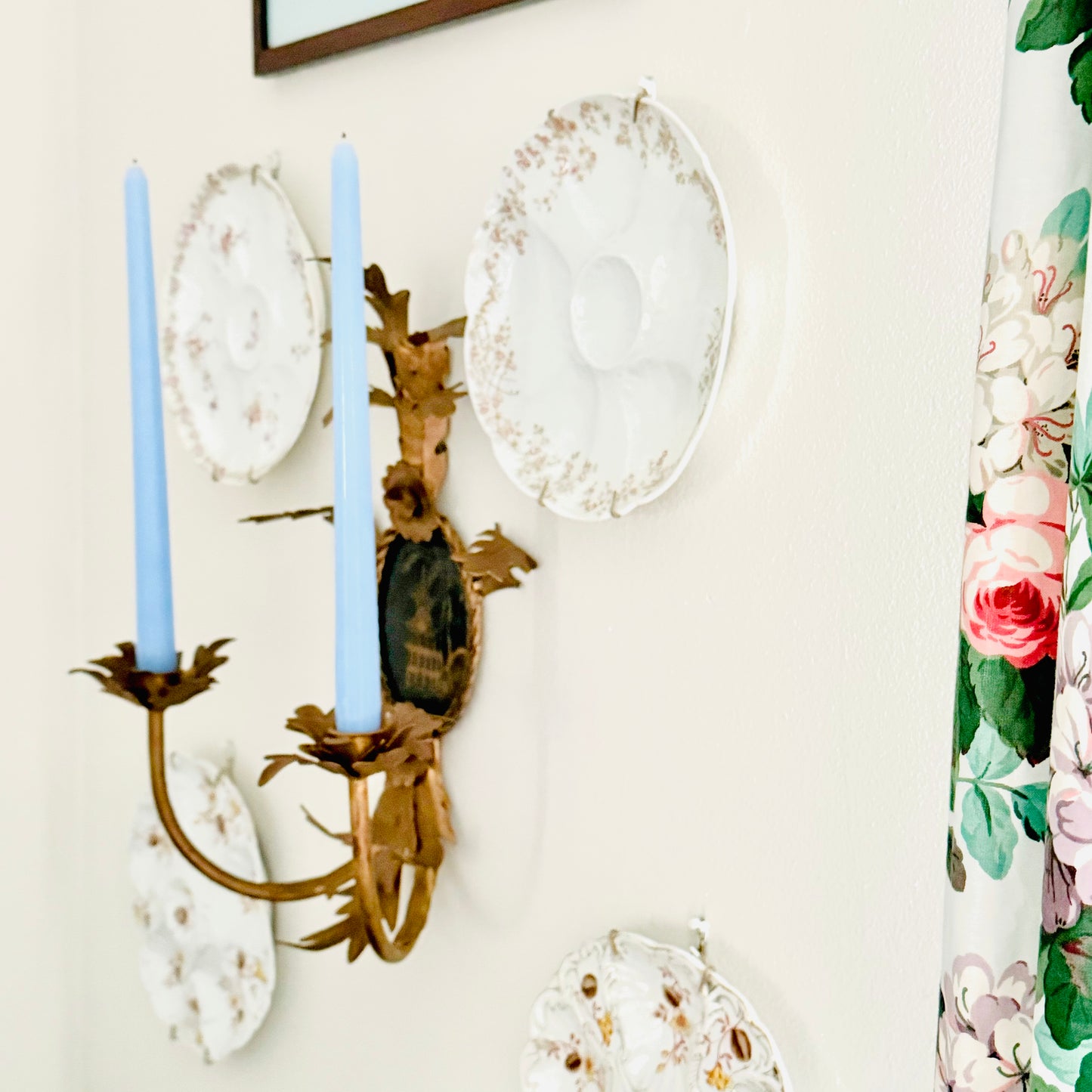 Rococo Chinoiserie Tole Candle Sconce